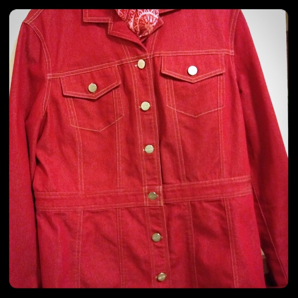 Feminine Red Jean Jacket With Scarf